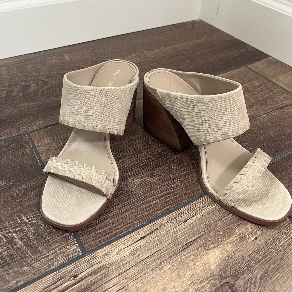Vince Camuto Women's Heel Sandal Size 10 Kafinny Flare Leather Strappy Beige